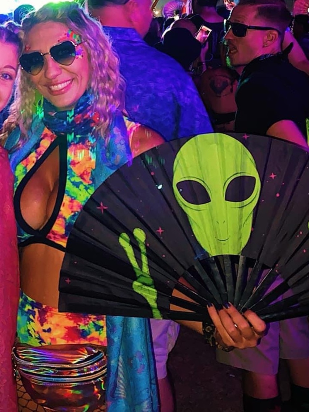 Neon Rave Set - Picture 4 of 4
